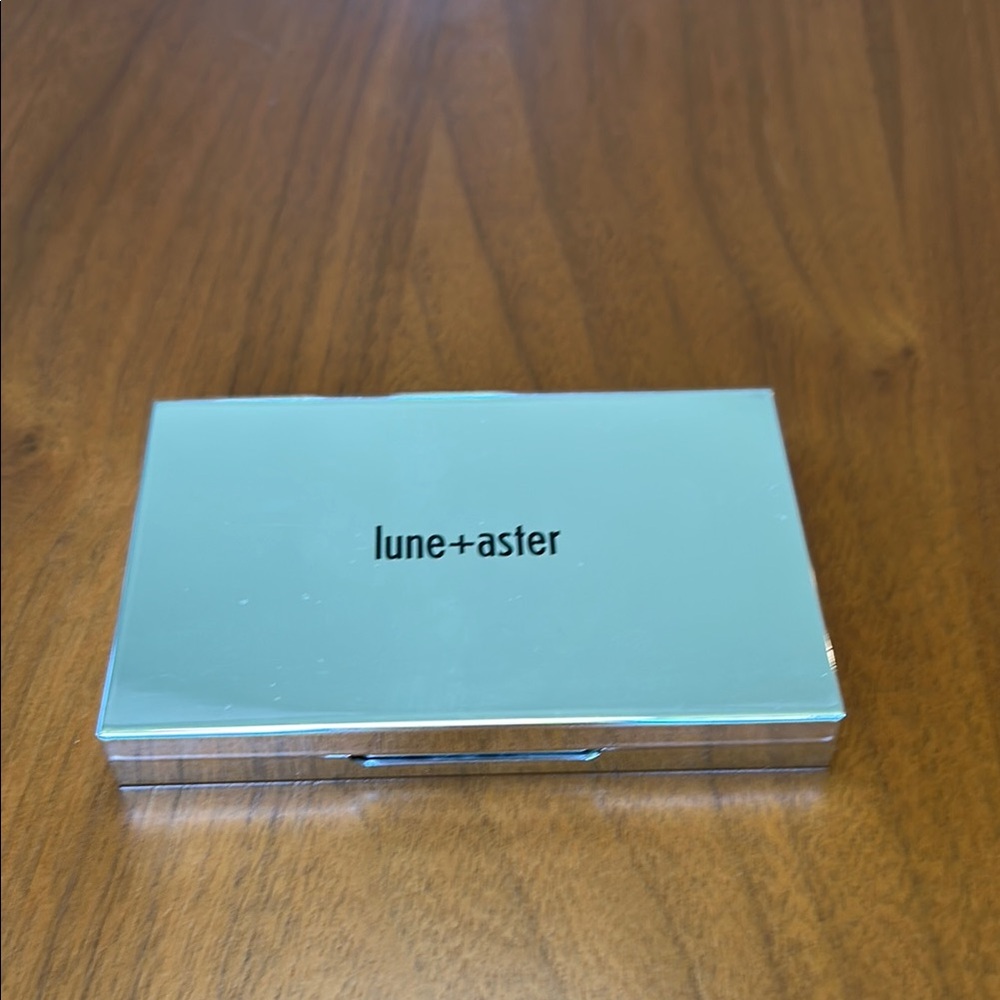 Lune + Aster RealGlow Palette